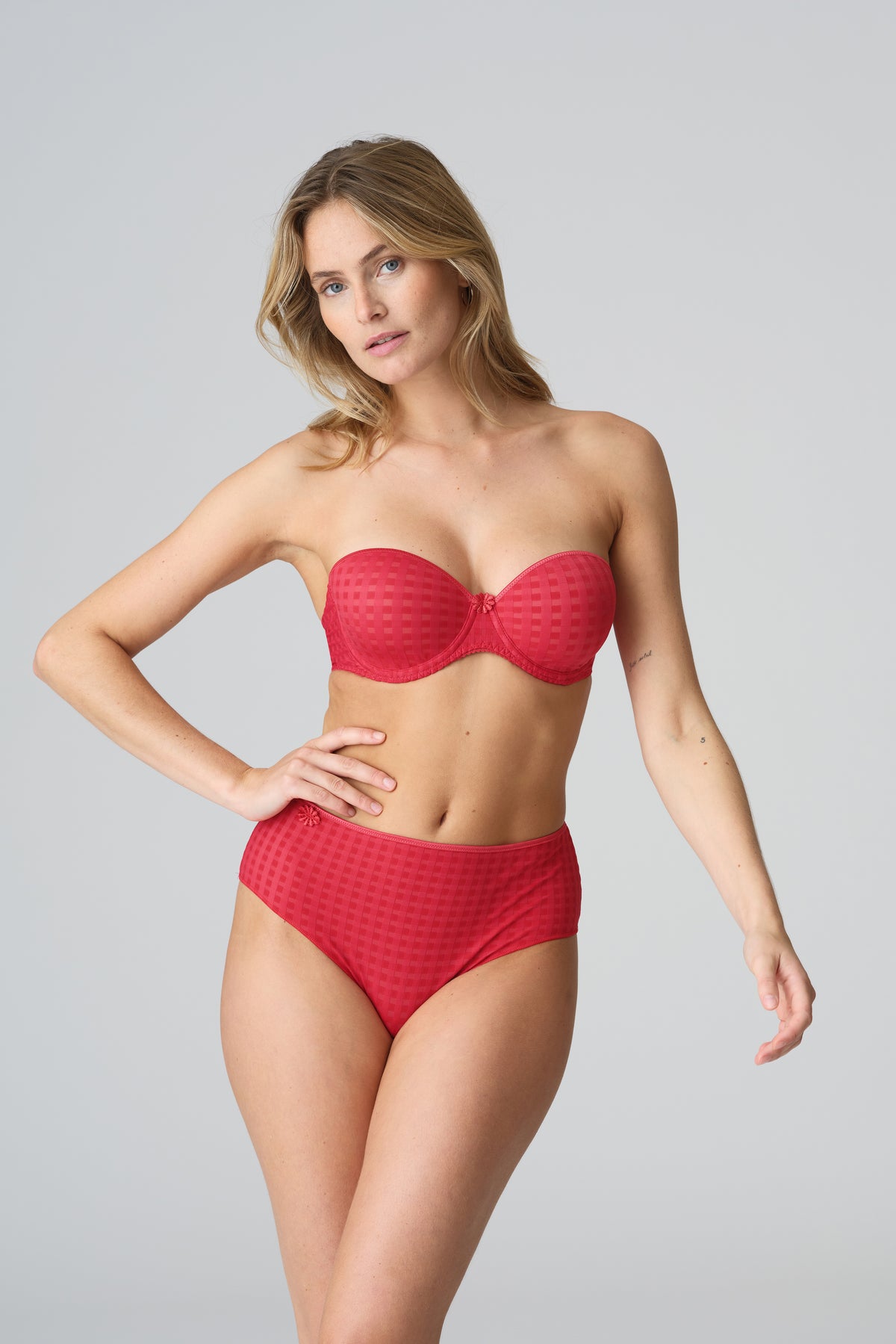 Marie Jo Avero Padded Bra Strapless In Scarlet