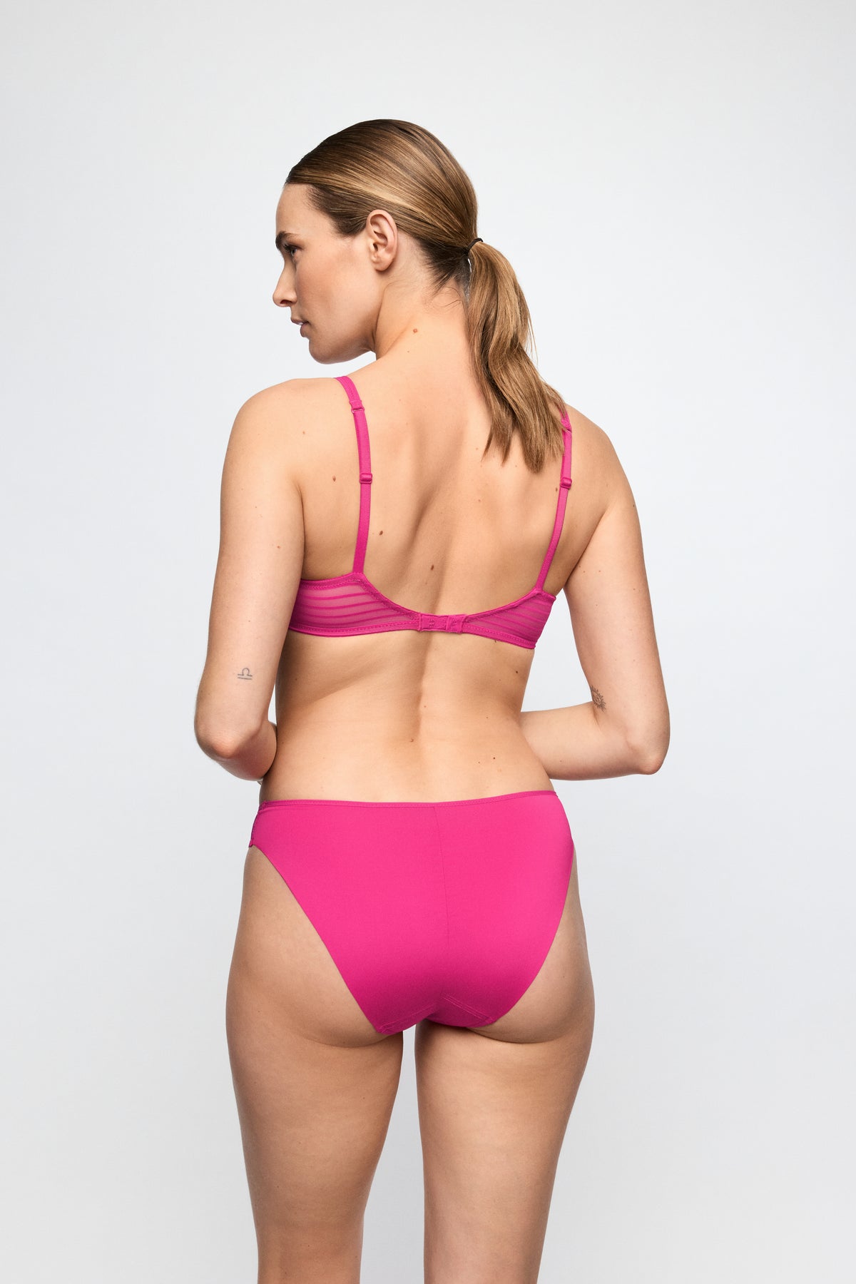 Marie Jo Basyl Full Cup Bra In Very Berry