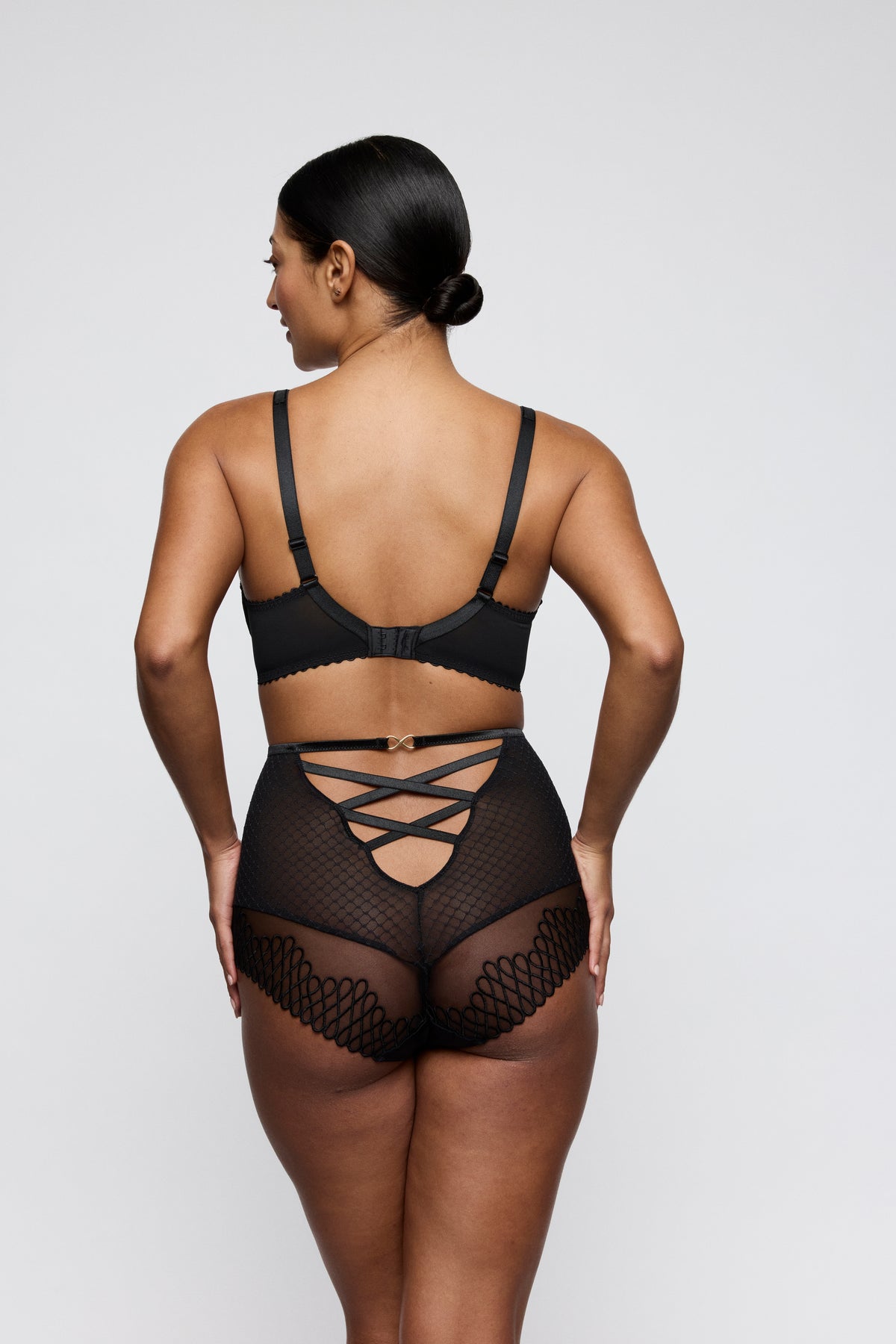 Primadonna Jokko Balcony Bra Tulip Seam In Black