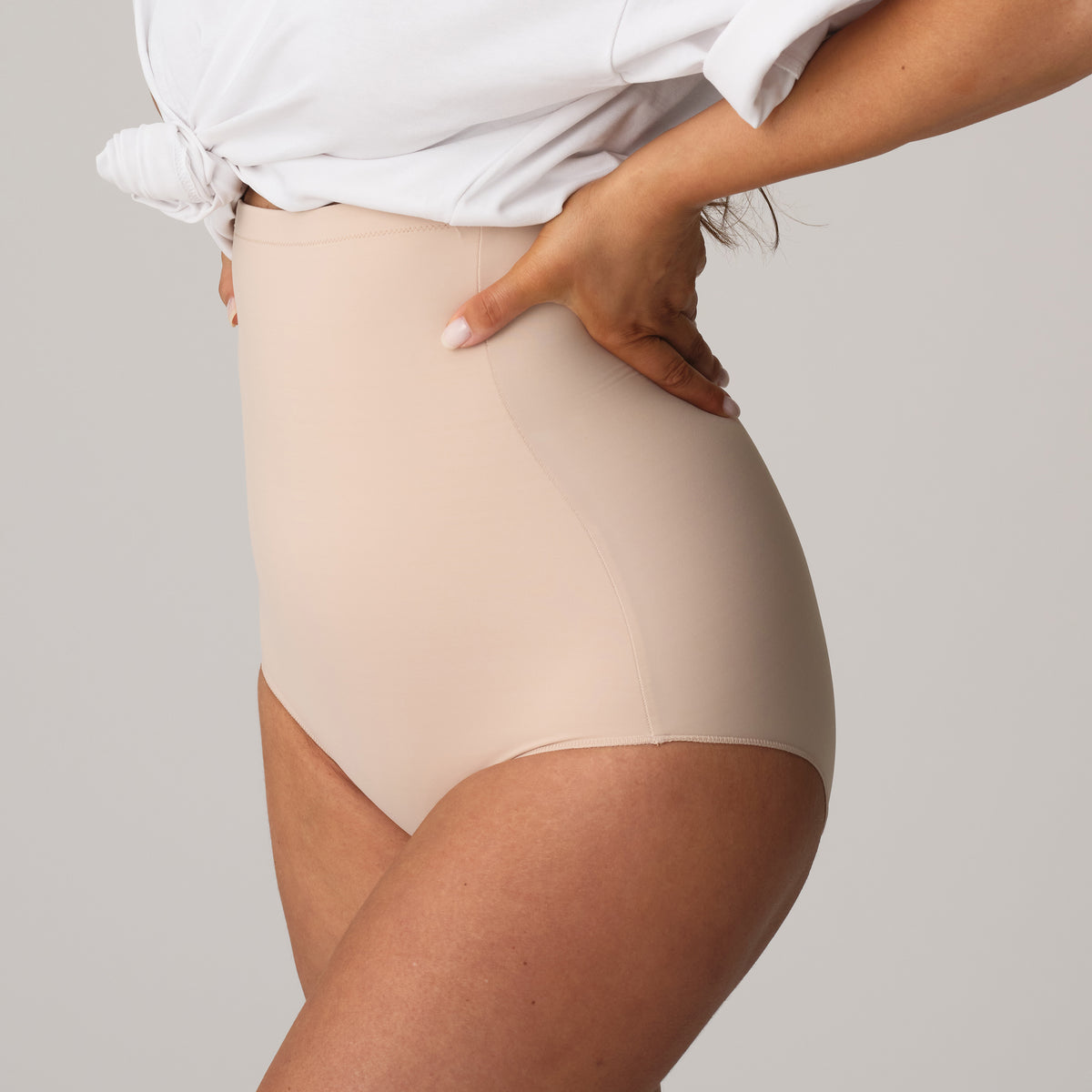 Primadonna Perle Shapewear High Briefs In Caffé Latte