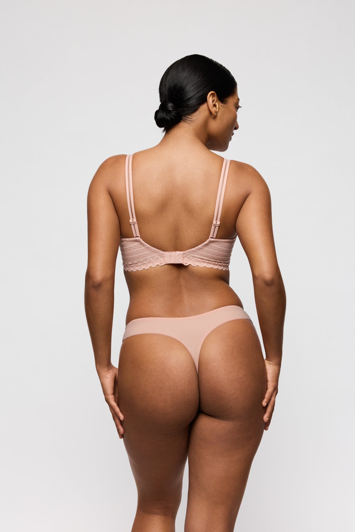 Primadonna Twist Twist Side Padded Balcony Bra In Powder Rose