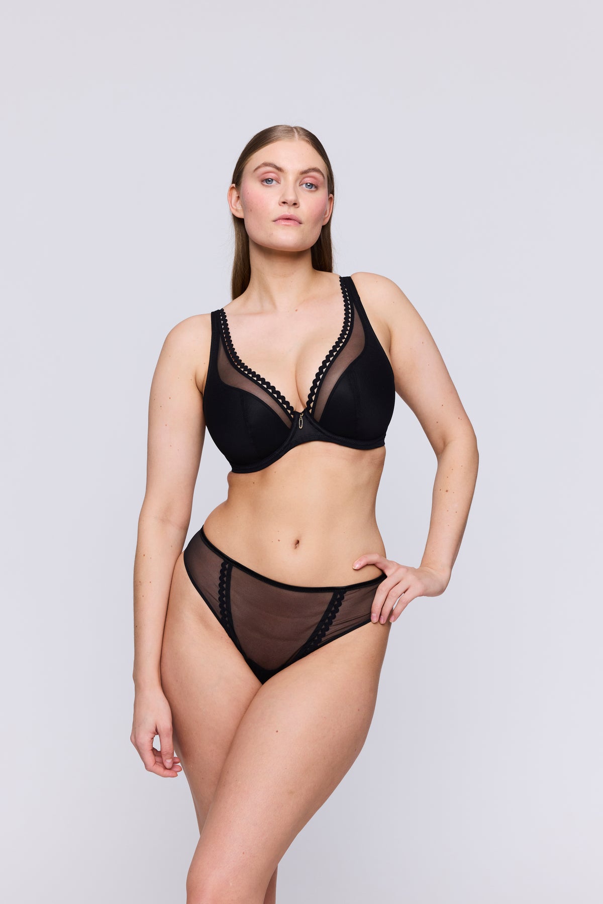 Primadonna Twist Vivgirl Thong In Black