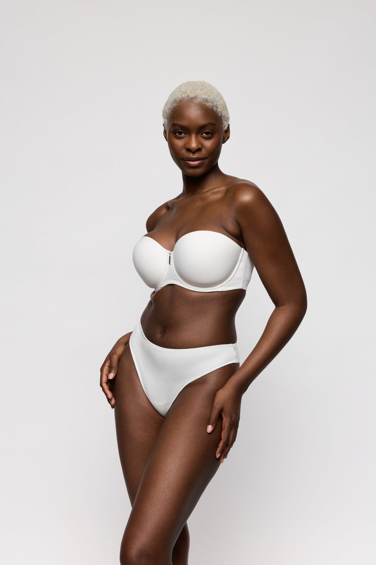 Primadonna Twist Twixie Thong In Natural