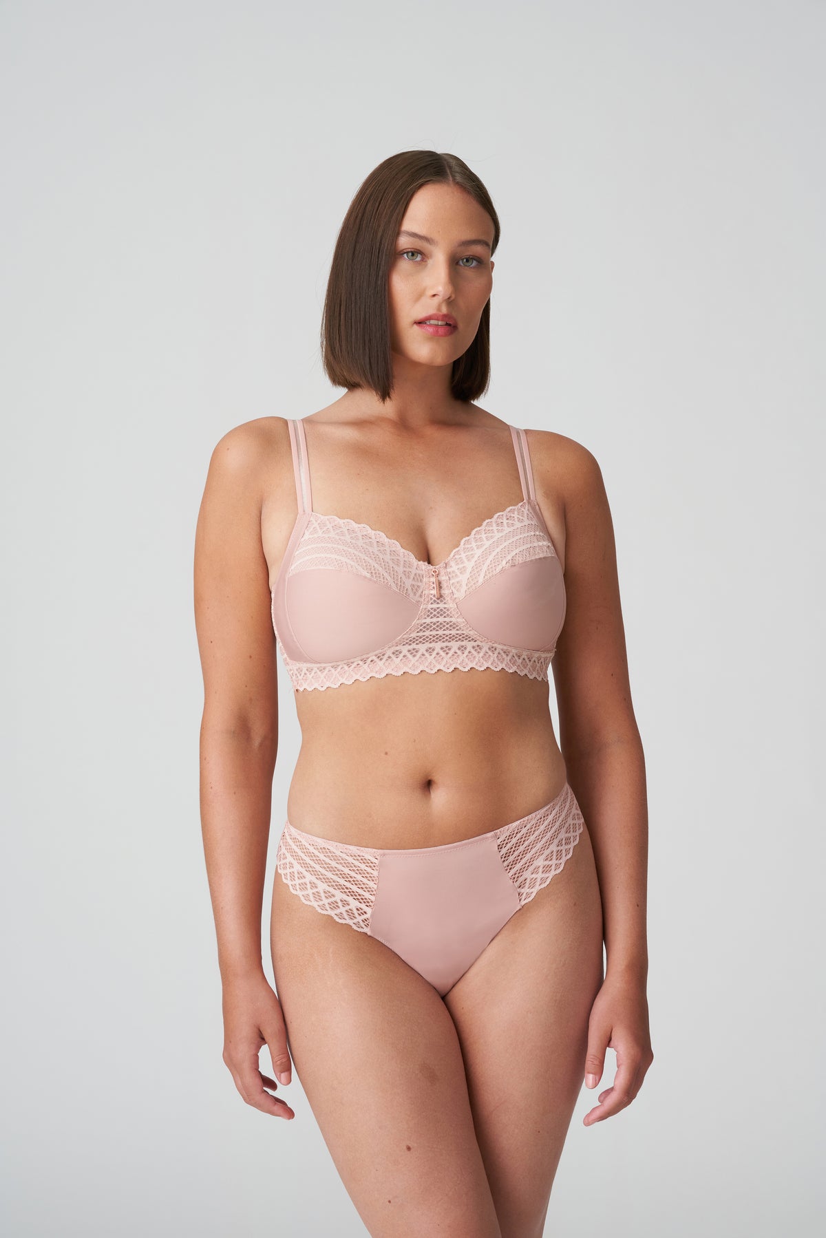 Primadonna Twist East End Thong In Powder Rose