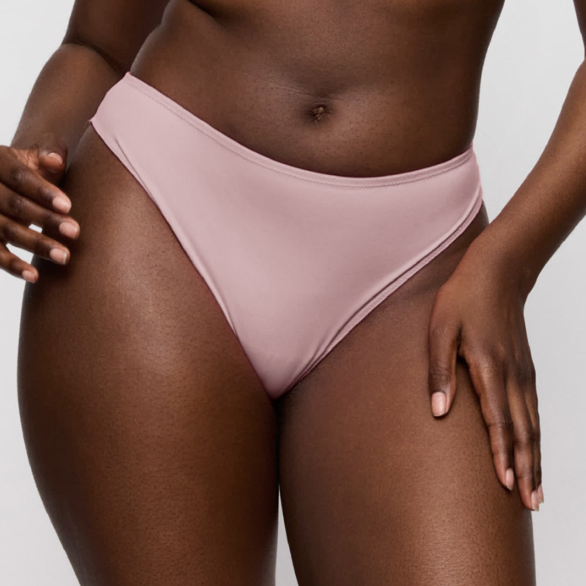Primadonna Twist Twixie Thong In Cosmetic