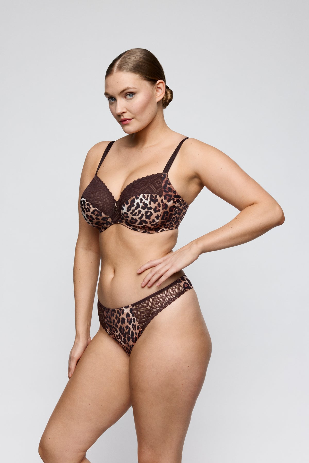 Primadonna Twist Giganni Thong In Leopard Bloom