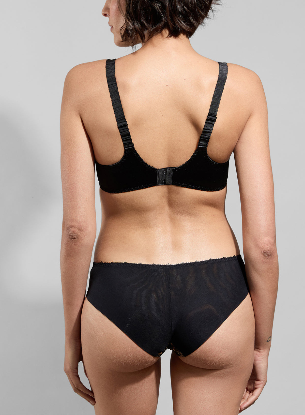 Empreinte Agathe Shorty in Black